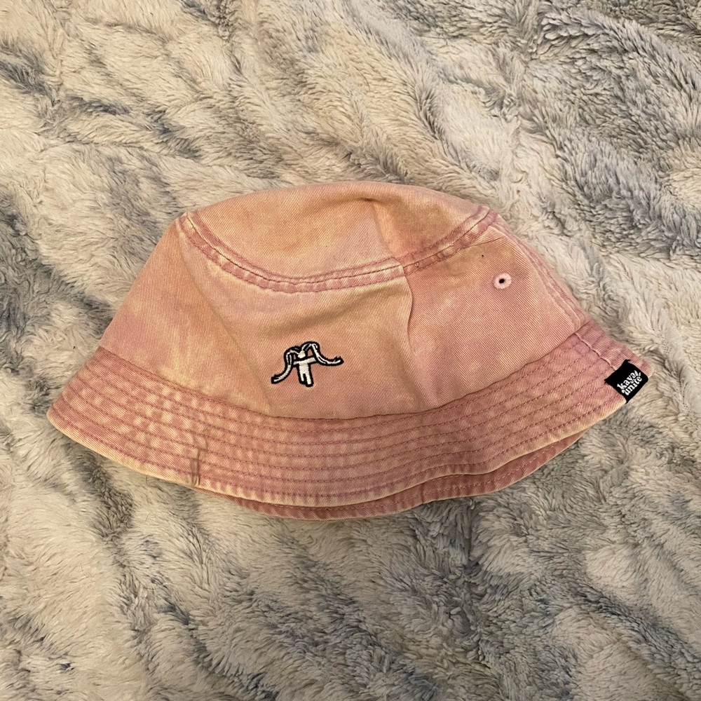 Kaya Unite Rose Washed Bucket Hat